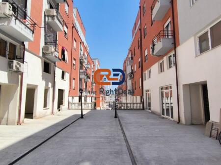 A Selite Duplex 3+1+2 Con Ampia Veranda In Vendita!!!