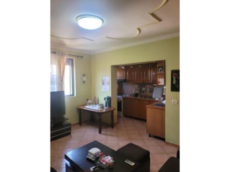 Appartamento 1+1 in vendita ad Ali Demi, Tirana 67.000 €