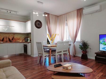 JEPET APARTAMENT 2+1 ME QERA NE SELITE 650 EURO