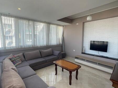 Shitet Apartament 2+1 Rruga Ndre Mjeda