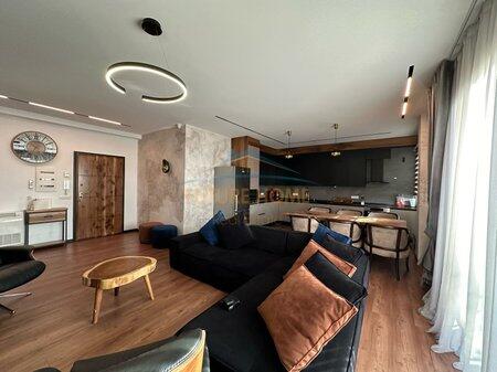 Shitje,Apartament 2+1+Parking,Perballe Delijorgjit !