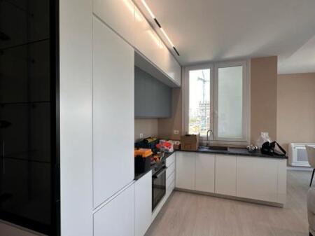 Complesso River Residence, appartamento in affitto, 2+1+2, arredato. 80.000 LEKE