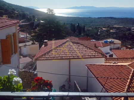 Villa in Pietra su Due Piani in Vendita – Vuno, Sarandë