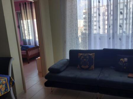 Affittasi appartamento 2+1, Astir vicino all'hotel Marinaj  Prezzo: 550 euro  