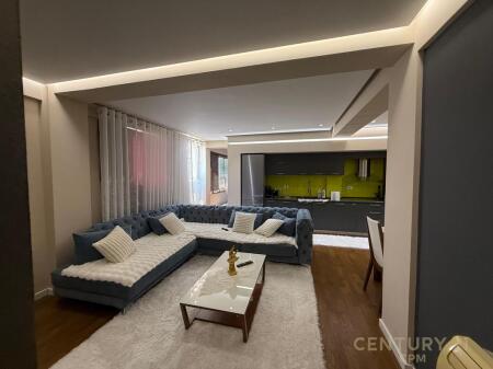 APARTAMENT MODERN ME QIRA 2+1 TEK ISH STACIONI I TRENIT