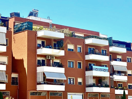 Shitet Apartament – Kopshti Botanik, Tiranë