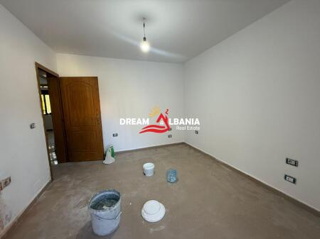 Locale per ufficio in affitto al 21 Dhjetori vicino all'incrocio con Vasil Shanton (ID 42611353)