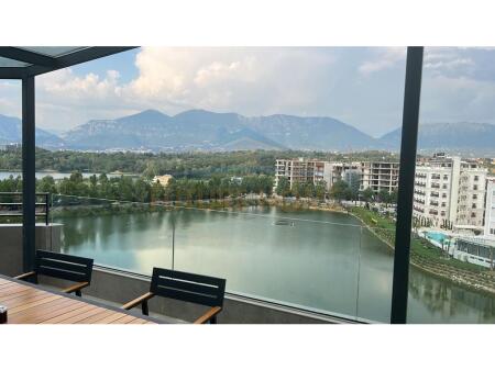Appartamento di Lusso in Vendita con Vista Panoramica sul Lago Secco