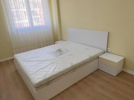 Appartamento 2+1+1 con Balcone in Affitto