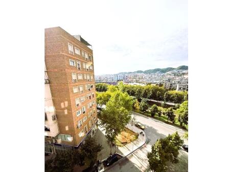 UFFICIO IN AFFITTO OPEN SPACE VICINO ALL'HILTON, VICINO AL COMPLESSO DELIJORGJI!
