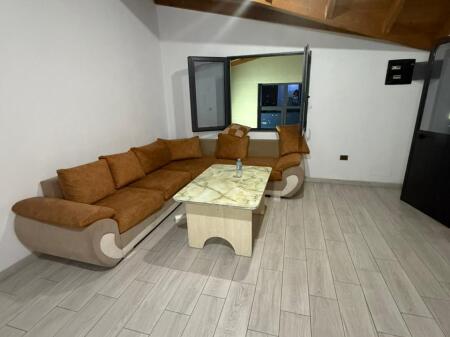 Appartamento in affitto a Insitut