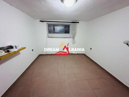Jepet ambjent me qera tek Zogu i Zi, Tirane (ID 4281295)