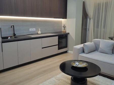 Apartment 1+1 me qira prane Rruges se Kavajes