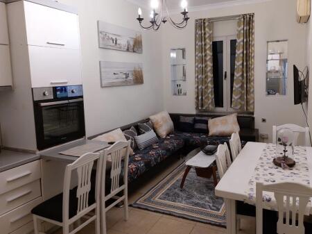 Apartment 2+1 for rent at Shallvaret