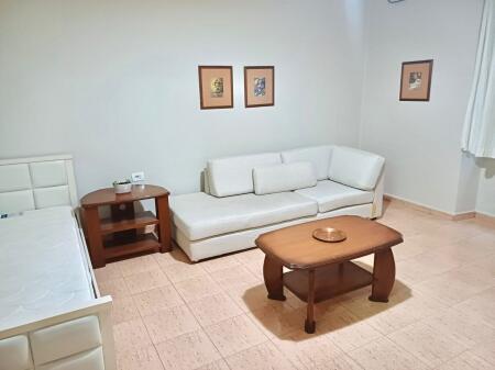 In Affitto: 1+1📍Piazza Wilson (Enzo Attini) - 630€- Sup. 84m² - Palazzo Vicino alla Strada🔥