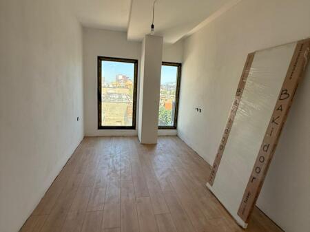 Appartamento 2+1 in Via Barrikadave in vendita.