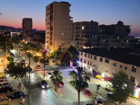 Appartamento in affitto – Durrës, Spiaggia