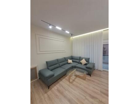 Apartament 2+1+2 për shitje në Ali Demi 267,000 €