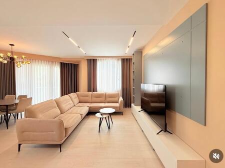 Super ap 2+1 presso river residence ( green city )
