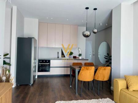 AFFITTASI APPARTAMENTO 2+1+2 PRESSO KOMUNA E PARISIT 1.200 EURO