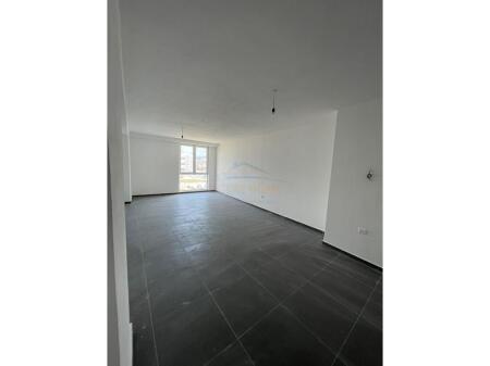 In vendita, Appartamento 2+1, Via 5 Maji, Tirana.