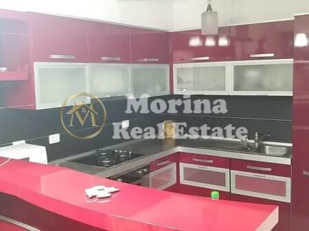 Qera, Apartament 3+1 , Selvia, 800 Euro/Muaj