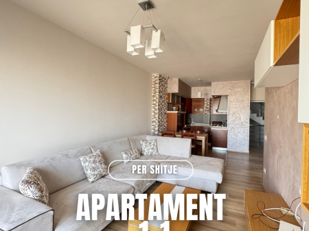 Shitet apartament 1+1 i kompletuar, prane Stacionit të Trenit, Durres.