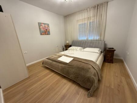 FOR RENT 170 M2 APARTMENT FOR CLINIC OR RESIDENCE AT BRRYLI!