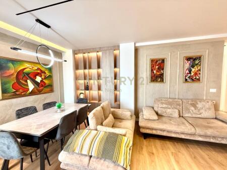 FOR RENT, APARTMENT 3+1+2 + STORAGE, KAVAJES STREET!