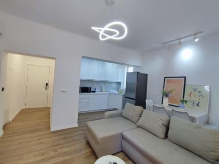 Myslym Shyr,jepet me qira apartament 1+1! 650 Euro