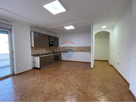 APPARTAMENTO 2+1 PER UFFICI IN VIA ELBASANIT