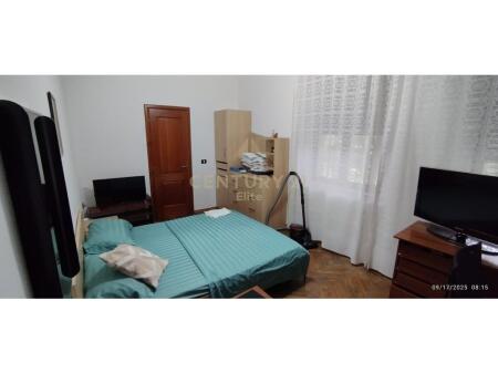 Jepet me qira apartament 1+1 tek PALLATET AGIMI.