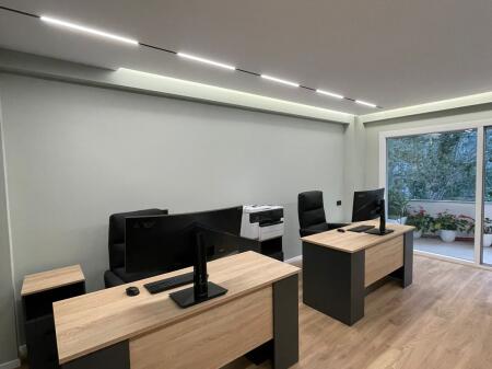 Ufficio in affitto vicino all'hotel Radison al Lago Secco