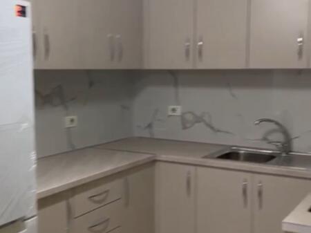 🏢 Jepet me qira apartament 2+1 – Komuna e Parisit