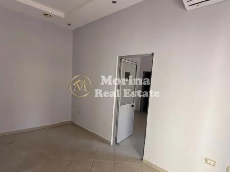 Affitto, Locale Commerciale, vicino alla Procura di Tirana, 550 euro/mese