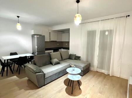 *In Affitto: 2+1📍Centro (Vicino all'Università Ufo) - 800€ - Sup. 100m² - 100% Nuovo✨ - Solo 3 Minuti dal Centro