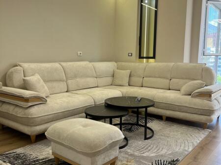 Jepet me qira apartament 1+1 Stacioni i Trenit