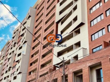 Al Complesso Golden Park 3, Duplex Adatto Per Affitto Per Uffici O Altri Business!