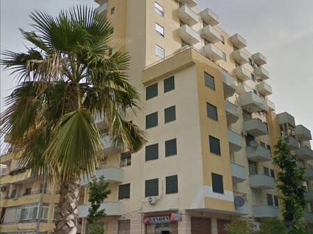 Vendesi appartamento fronte mare a Durazzo vicino a Piata Iliria!