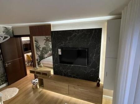 Appartamento 2+1 in affitto a Tirana e Re 650 € /Mese