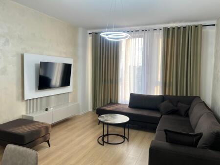🏡 Appartamento 1+1 + parcheggio in affitto 📍 Via Jordan Misja – all'inizio della strada💶 800€/mese
