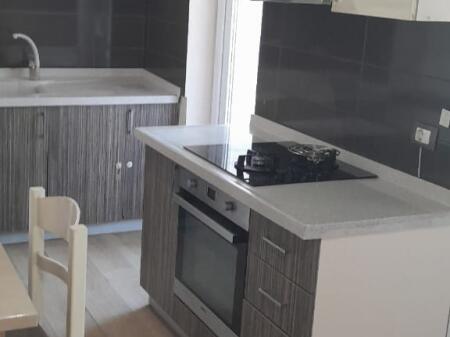 Affittasi Appartamento 2+1+1 Balcone
