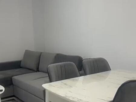 Jepet me qira 1+1 Univers City 400€