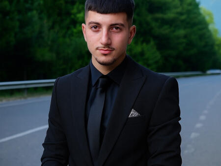Leandro Kazanxhiu C21