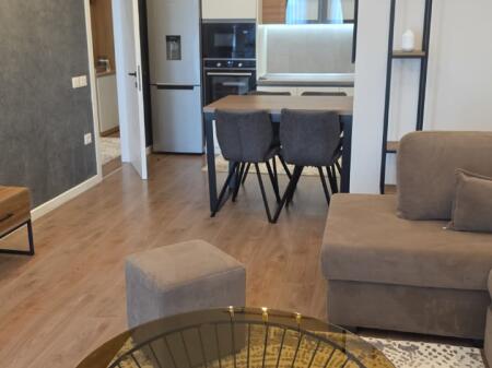 Apartament 1+1 me Qera tek Square 21