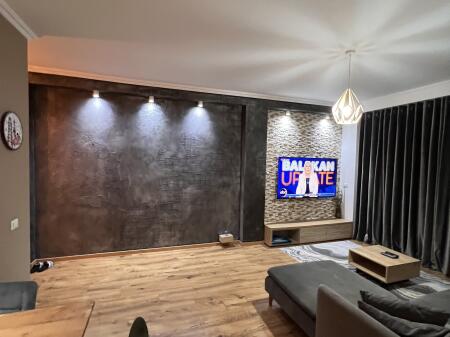 Apartament me qera 2+1+2  kopështi botanik (xhamia)
