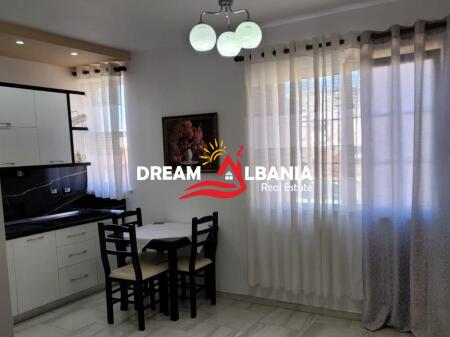 Jepet Apartament 2+1 me Qera tek Rruga e Durresit, Prane Kafe Flora ne Tirane (ID 4229471)