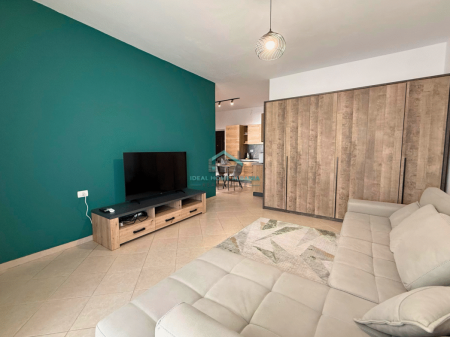Albano Romina, Vlore- Appartamento 1+1+Balcone in vendita
