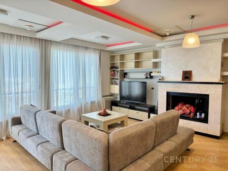 Duplex Modern me Qira – 🌅 Kodra e Diellit 1