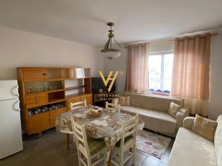 JEPET APARTAMENT 2+1 ME QIRA TE RRUGA QEMAL STAFA 600 EURO